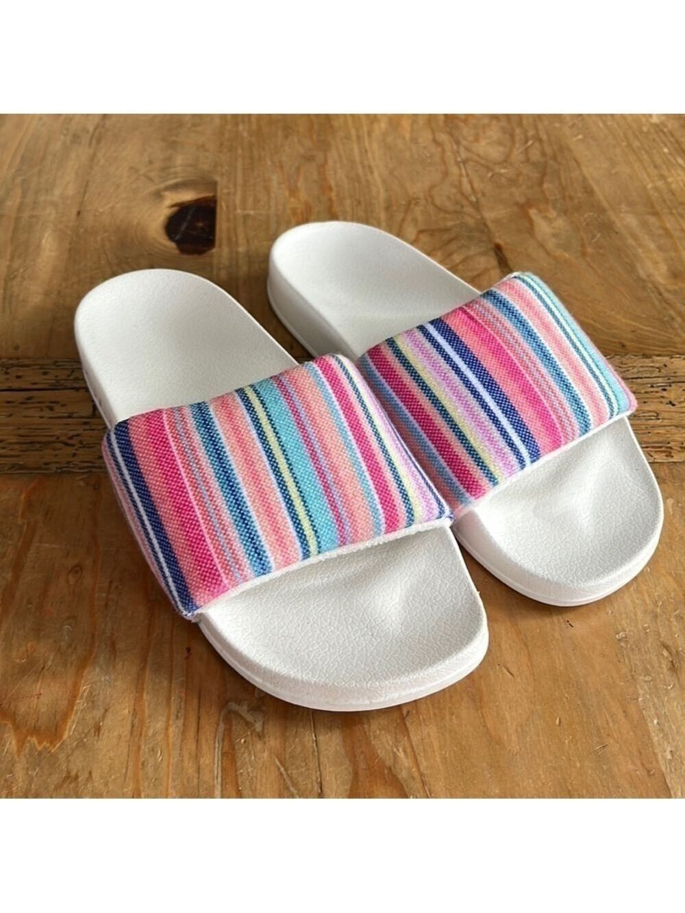 ROXY Women’s Slippy Terry Slides Sandals white multi rainbow cloth upper 8
